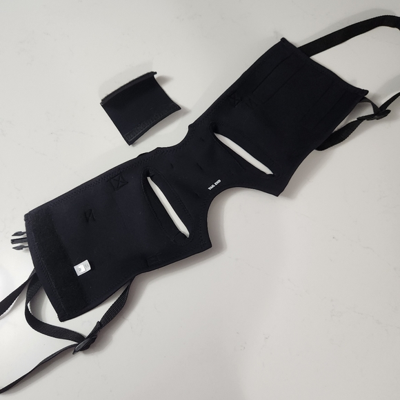 WALKABOUT Airlift One Medium Dog Back End Harness Walking Help Back Legs Rehab - Picture 6 of 10